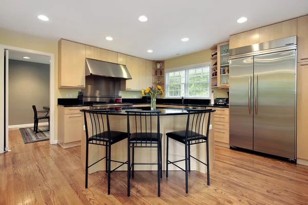 Kitchen with island and stools — Stock Photo, Image