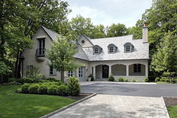 Front of new construction home — Stock Photo, Image