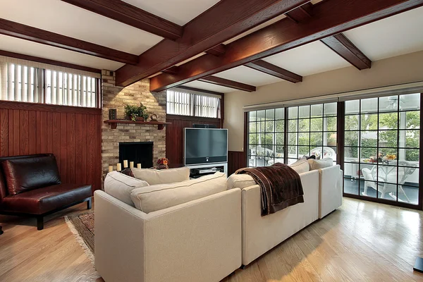 Family room with wood beams — Stock Photo, Image