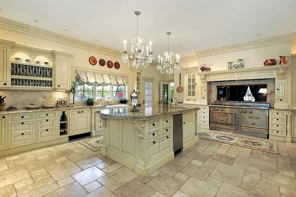 Kitchen in traditional home — Stock Photo, Image