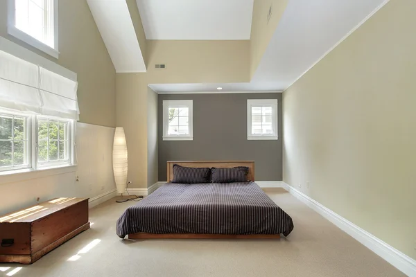 Master bedroom with trey ceiling — Stock Photo, Image