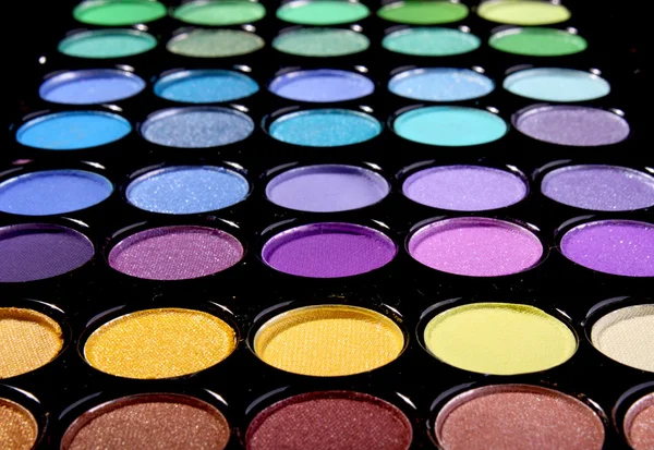 Sombra de ojos, una paleta multicolor maquillaje —  Fotos de Stock