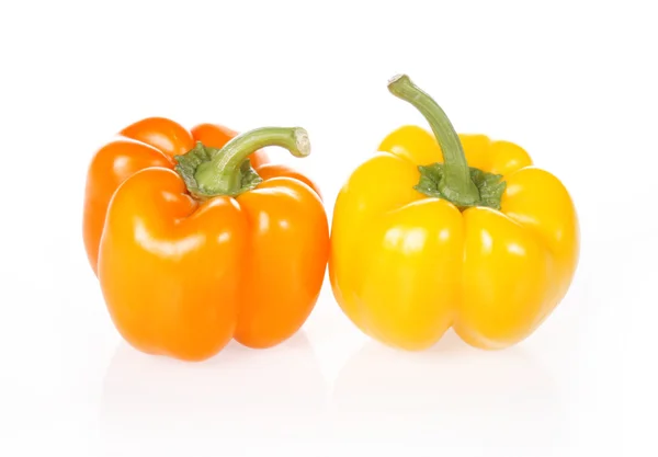 Žluté a oranžové papriky — Stock fotografie