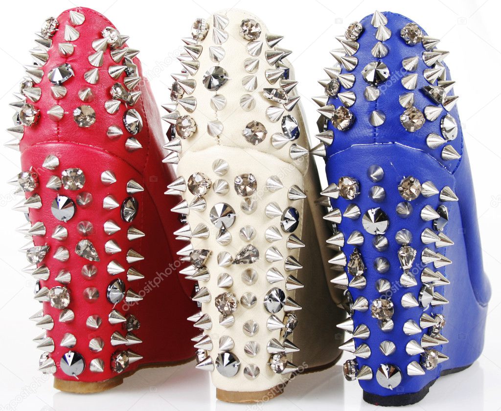 Spiked wedges shoes