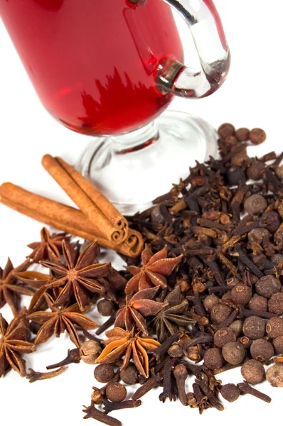Glass of mulled wine with spices — Stock Photo, Image