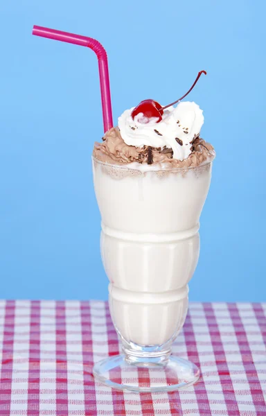 Vanilla milkshake with chocolate creme — Stock Photo, Image