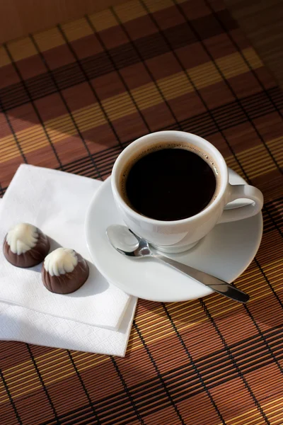Taza de café y dulces — Foto de Stock