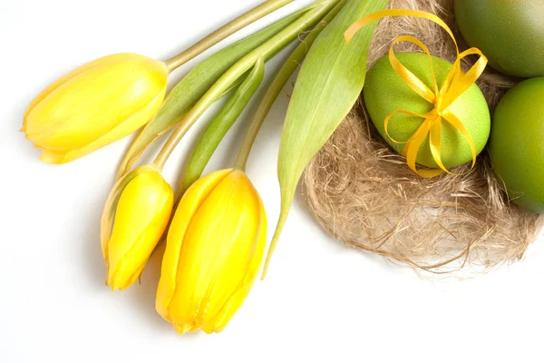 Tulips and Easter eggs — Stock Photo, Image