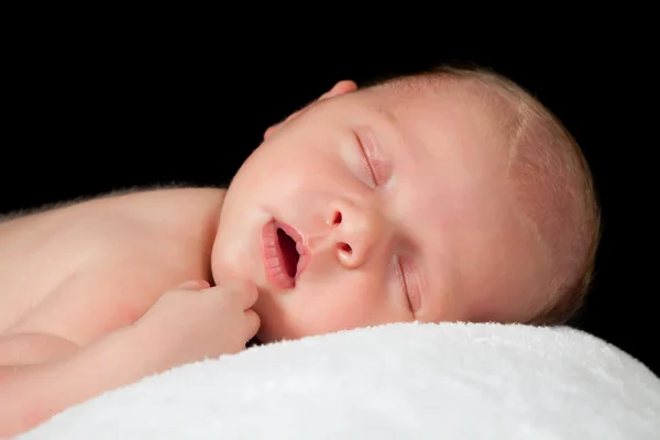 Ángel recién nacido dormido — Foto de Stock