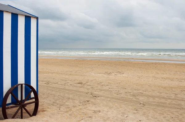 Cabina sulla spiaggia — Foto Stock