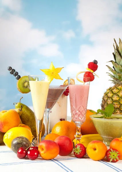 Party table with fruits — Stock Photo, Image