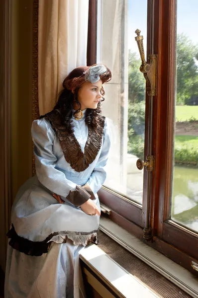 Lady in the castle — Stock Photo, Image