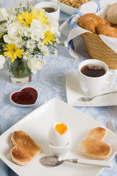 Romantic breakfast — Stock Photo, Image