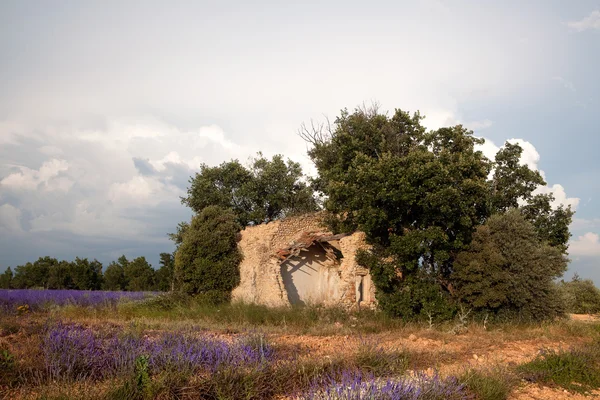 Gudang tua di Provence — Stok Foto