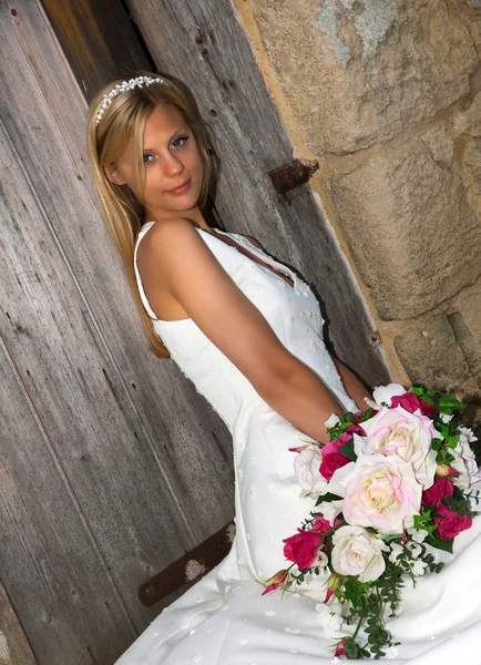 Bride in white — Stock Photo, Image