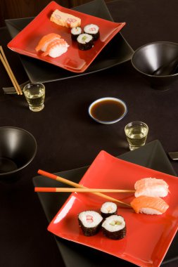 Sake ve sushi