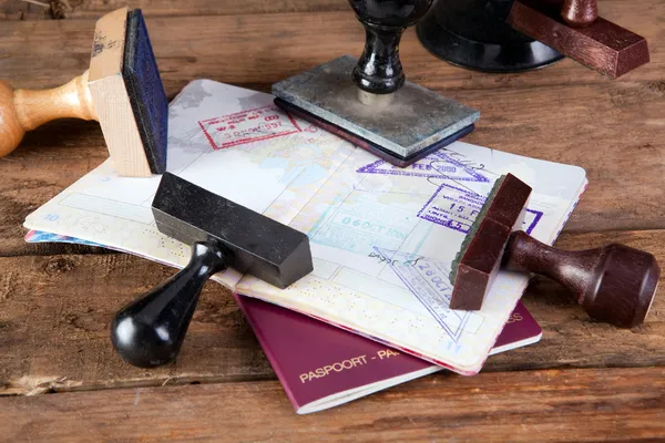 Марки на паспорте — стоковое фото
