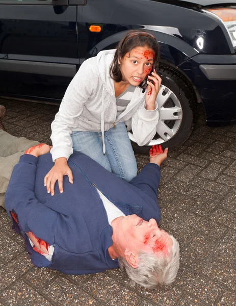 Calling for an ambulance — Stock Photo, Image