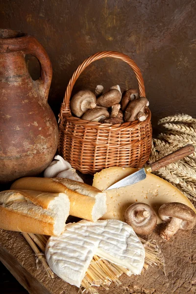 Víno, sýr a chléb — Stock fotografie