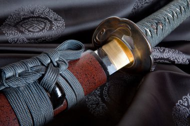 İpek Japon kılıç