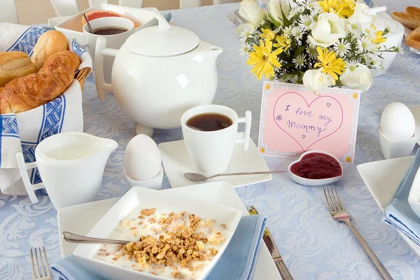 Café da manhã para mãe — Fotografia de Stock