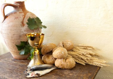 Fish and bread of Jesus clipart