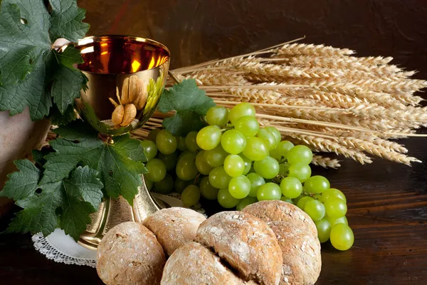Chléb a víno pro přijímání — Stock fotografie
