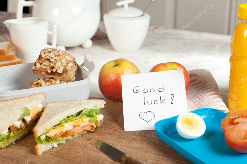 Breakfast table with good luck note