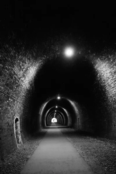 古い鉄道トンネル — ストック写真