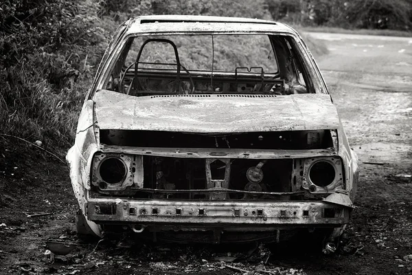 Spalony samochód — Zdjęcie stockowe
