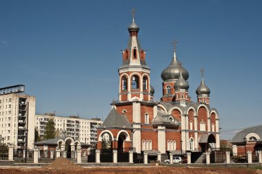 güne göre şehirde yeni bir kilise