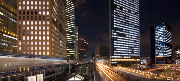 Tokio-Nachtzüge Stockfoto
