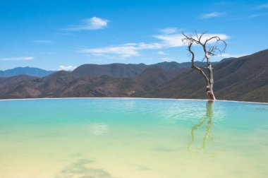hierve el agua, kaplıca Oaxaca (Meksika)