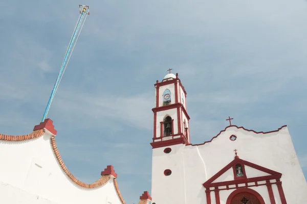 Kyrkan av antagandet i papantla, veracruz (Mexiko) — Stockfoto