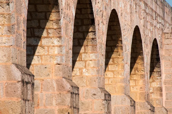 Antikes Aquädukt von Morelia, Michoacan (Mexiko)) — Stockfoto