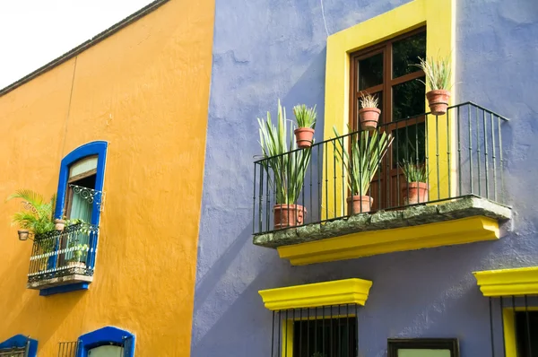 Колониальная архитектура Пуэблы (Мексика) ) — стоковое фото