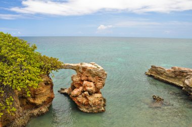 kireçtaşı arch adlı cabo rojo, puerto rico