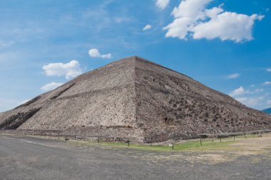 Pyramid of the Sun, Teotihuacan (Mexico) clipart