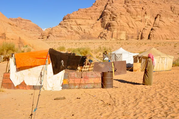 Tentes berbères dans le désert de Wadi Rum (Jordanie) ) — Photo