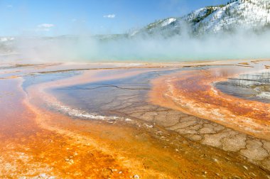 Grand Prismatic Spring, Yellowstone National Park (USA) clipart