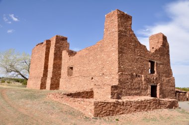 Quarai in Salinas Pueblo Missions National Monument (USA) clipart