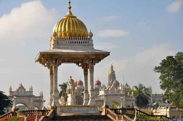 Rotunda de Chamarajendra Wodeyar em Mysore, Índia — Fotografia de Stock