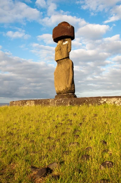 stock image Moai in Tahai, Easter island (Chile)