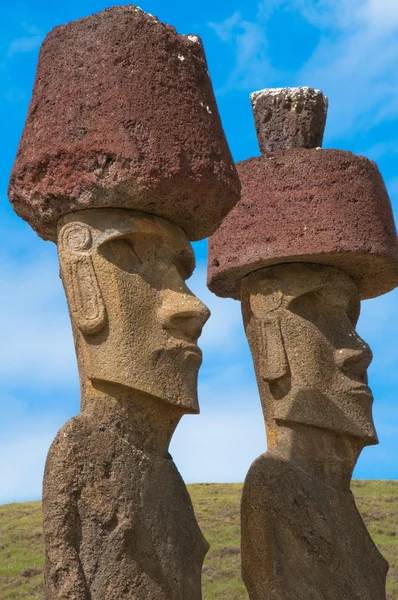 Moais near Anakena beach, Easter island (Chile) — Stock Photo, Image