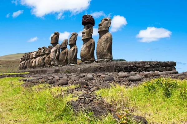 Moais at Ahu Tongariki (Easter island, Chile) — Stock Photo, Image
