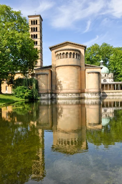 Kostel v zámku sanssouci, Postupim (Německo) — Stock fotografie