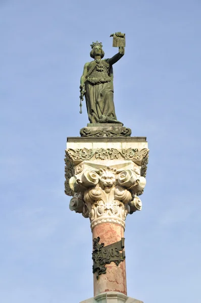 パンプローナ （スペイン、管轄区域への記念碑) — ストック写真