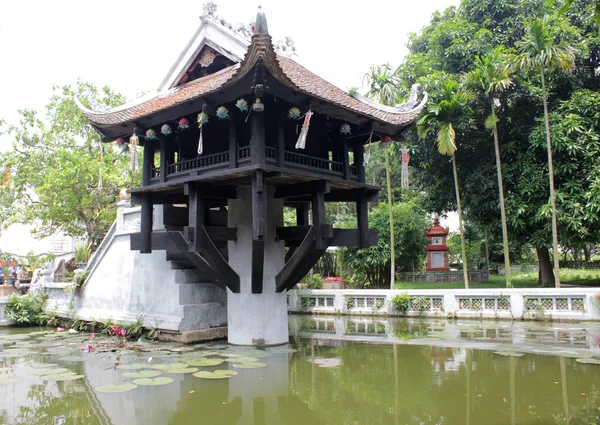 One pillar pagoda — Stock Photo, Image