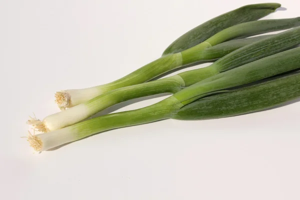 Нарезанный зелёный лук — стоковое фото