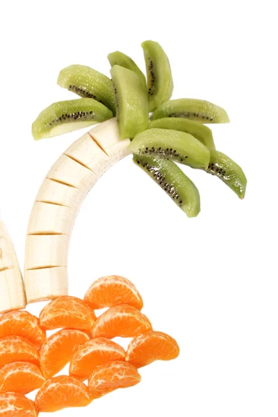 Palmiye ağacı farklı meyve yapılmış — Stok fotoğraf